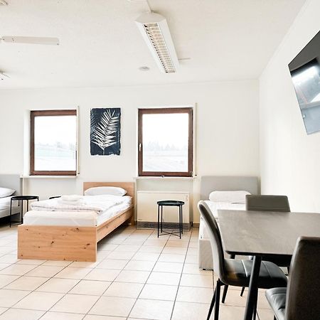 Modern Living Studios Karlsbad Eksteriør bilde