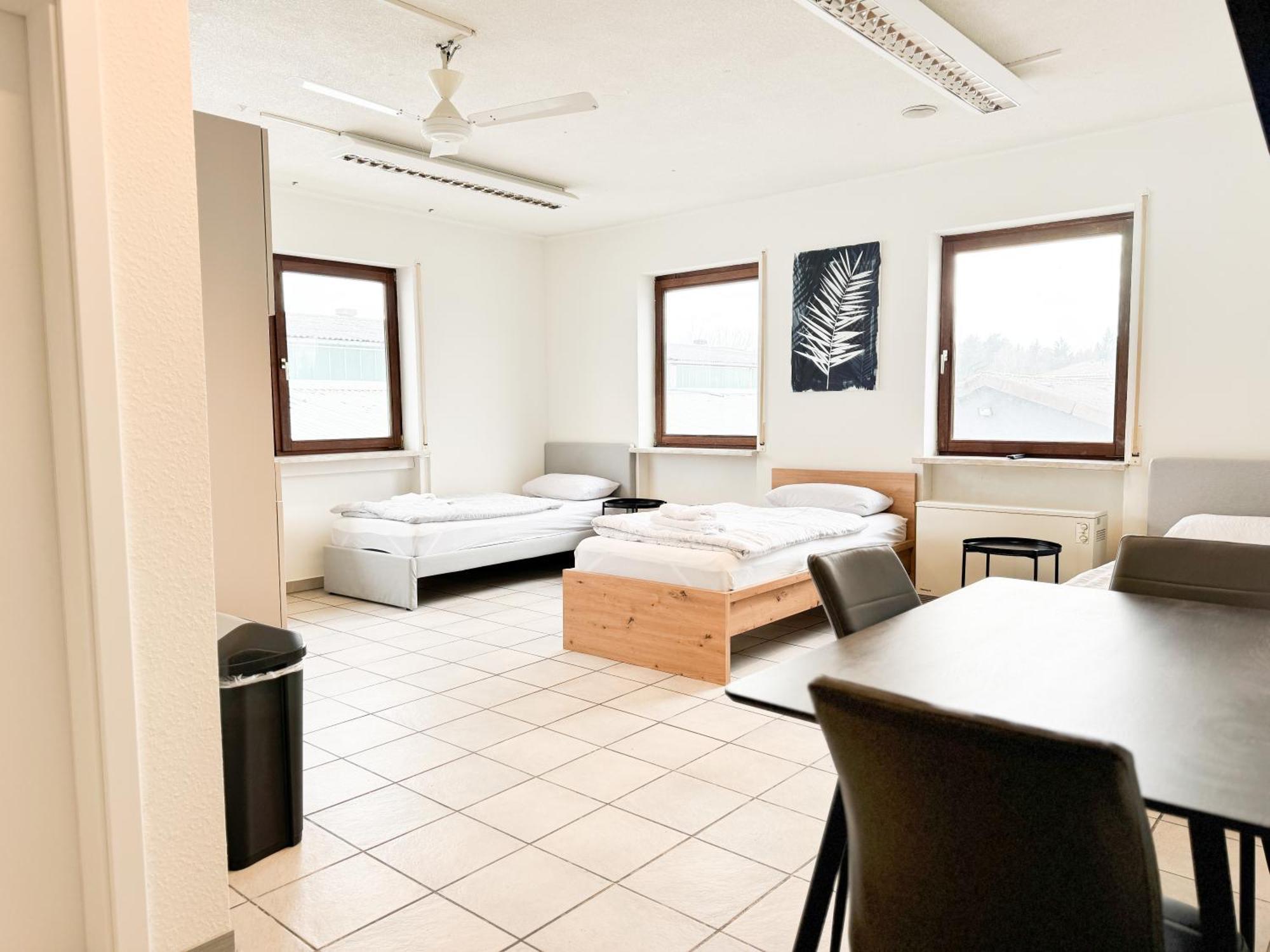 Modern Living Studios Karlsbad Eksteriør bilde