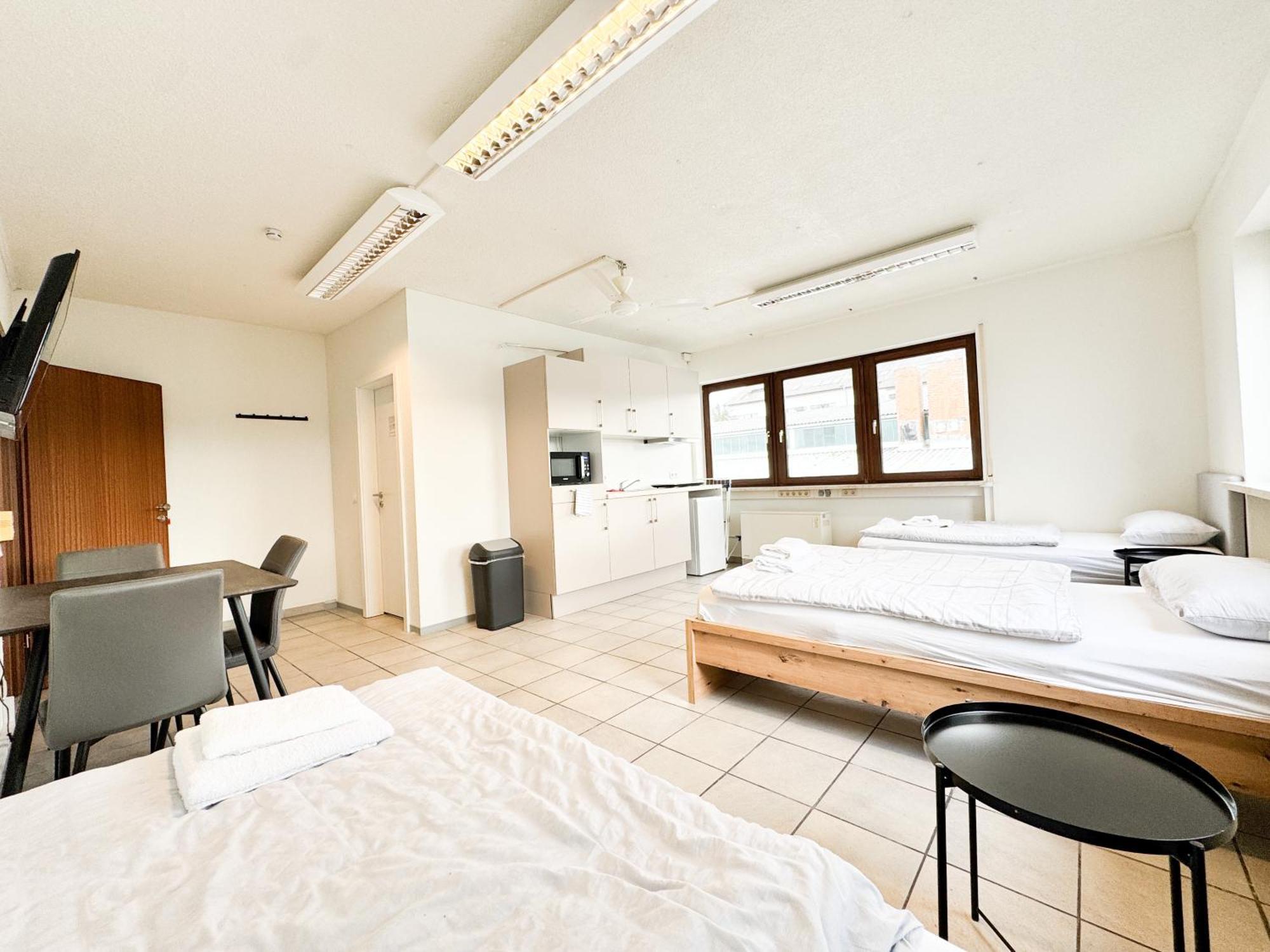 Modern Living Studios Karlsbad Eksteriør bilde