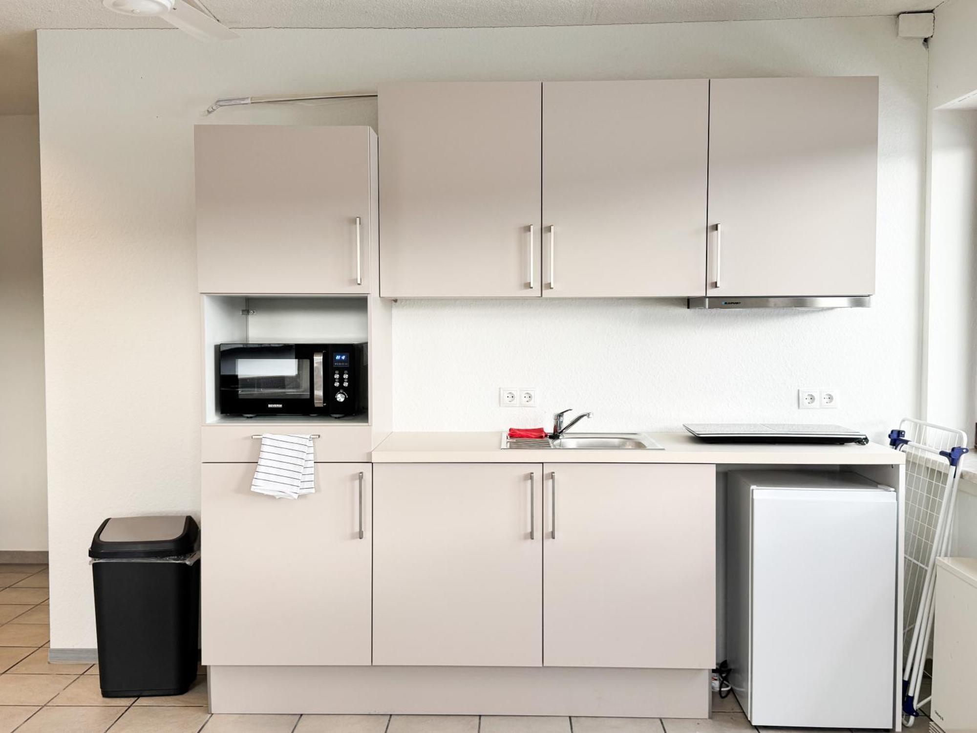 Modern Living Studios Karlsbad Eksteriør bilde