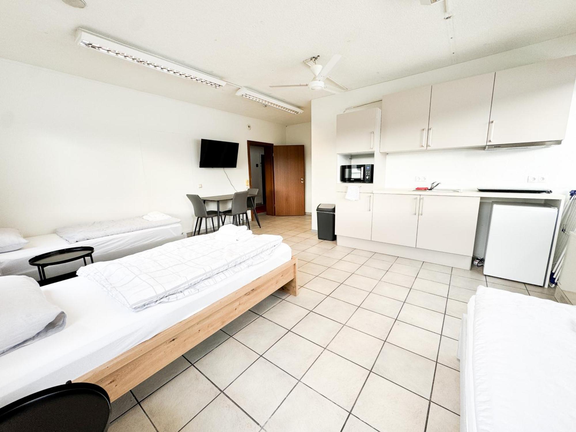 Modern Living Studios Karlsbad Eksteriør bilde